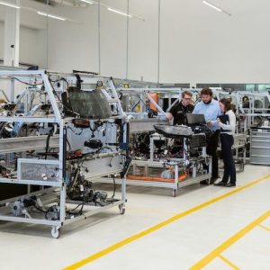 oem and car manufacturing Auto OEM & Auto Componenets